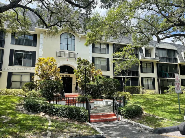 $1,600 | 3680 Inverrary Drive, Unit 2B, Lauderhill, FL 33319