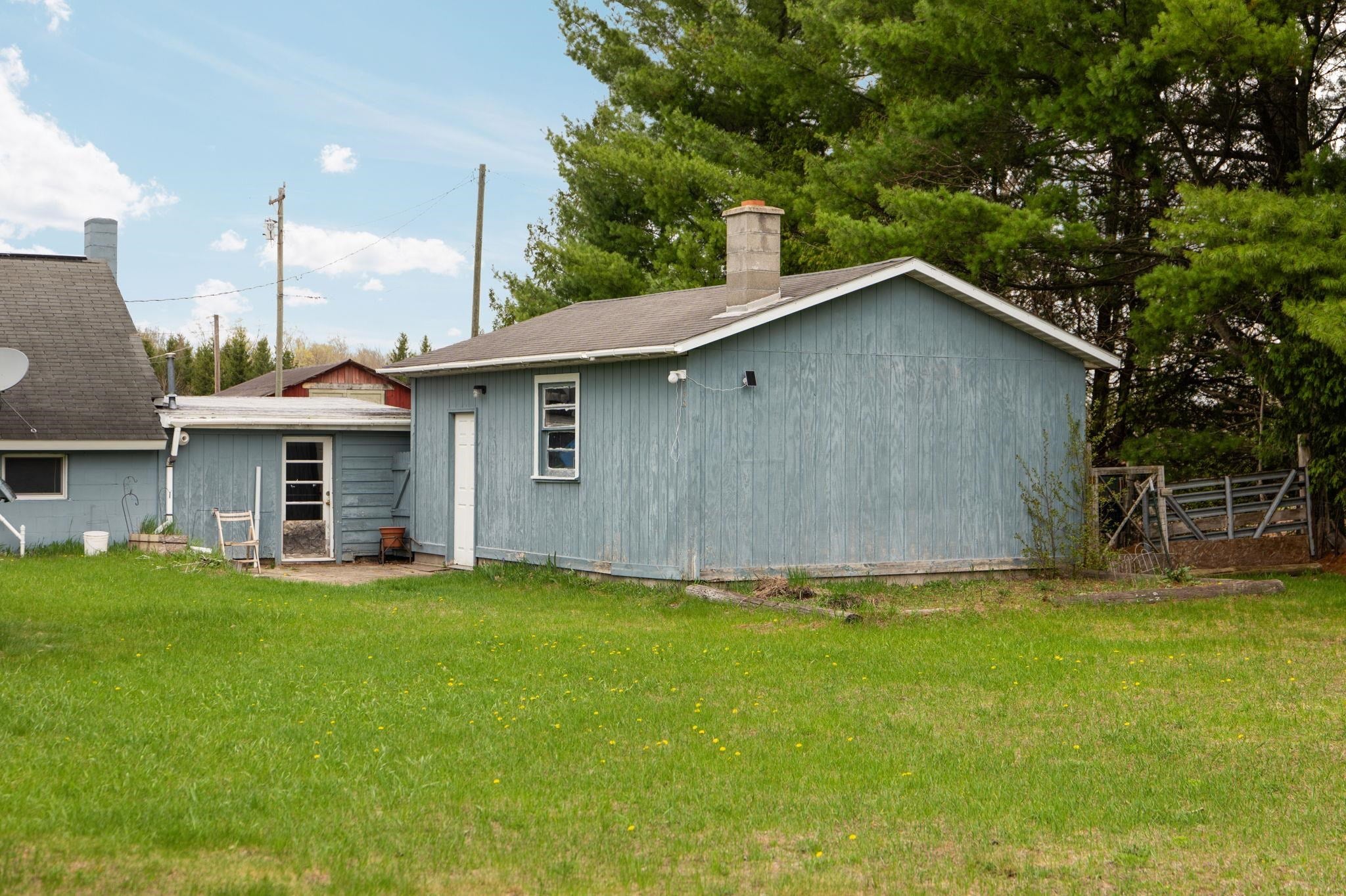 5257 Vance Road Grawn, MI 49637 - Photo 15 of 38 Gallery Image 15