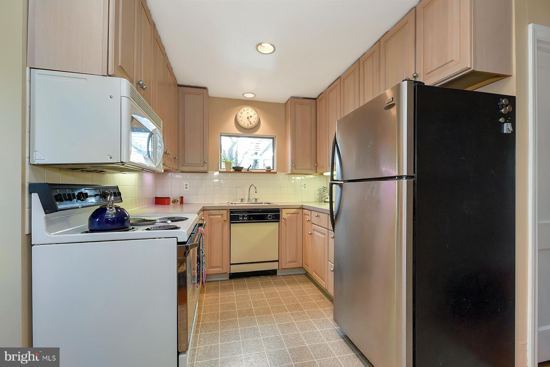 58 Cranbury Road Princeton Junction, NJ 08550 - Photo 6 of 19 Kitchen