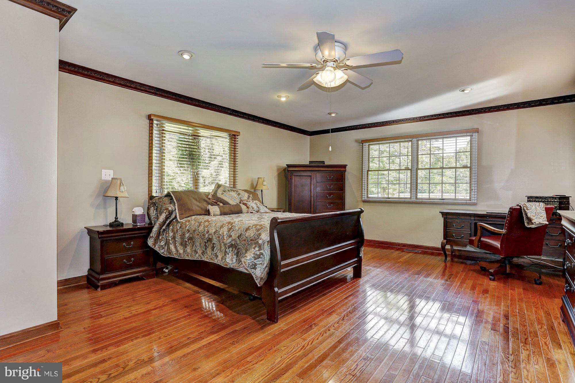 8509 High Ridge Road Ellicott City, MD 21043 - Photo 14 of 30 Master Suite