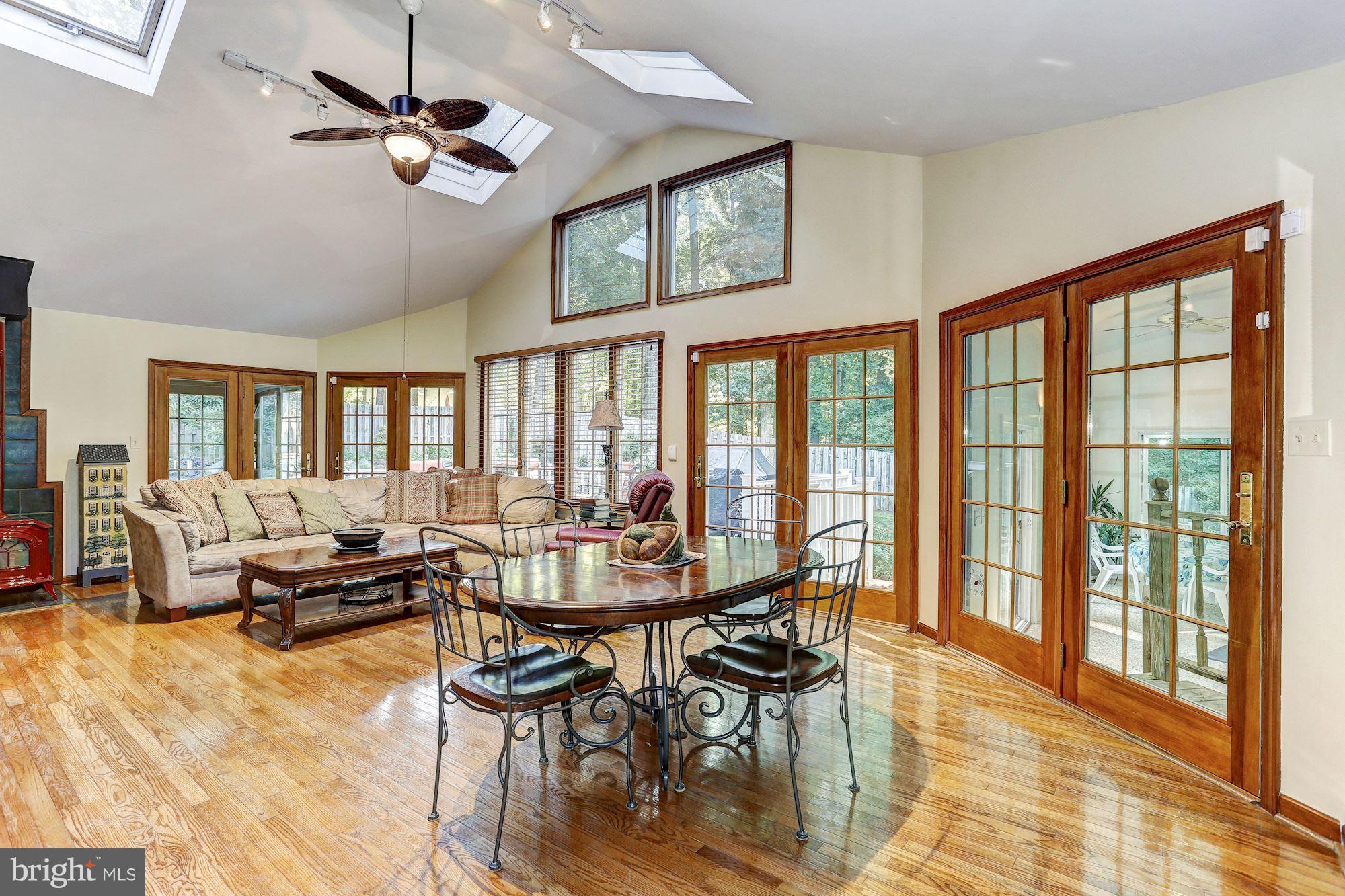 8509 High Ridge Road Ellicott City, MD 21043 - Photo 10 of 30 Family Room