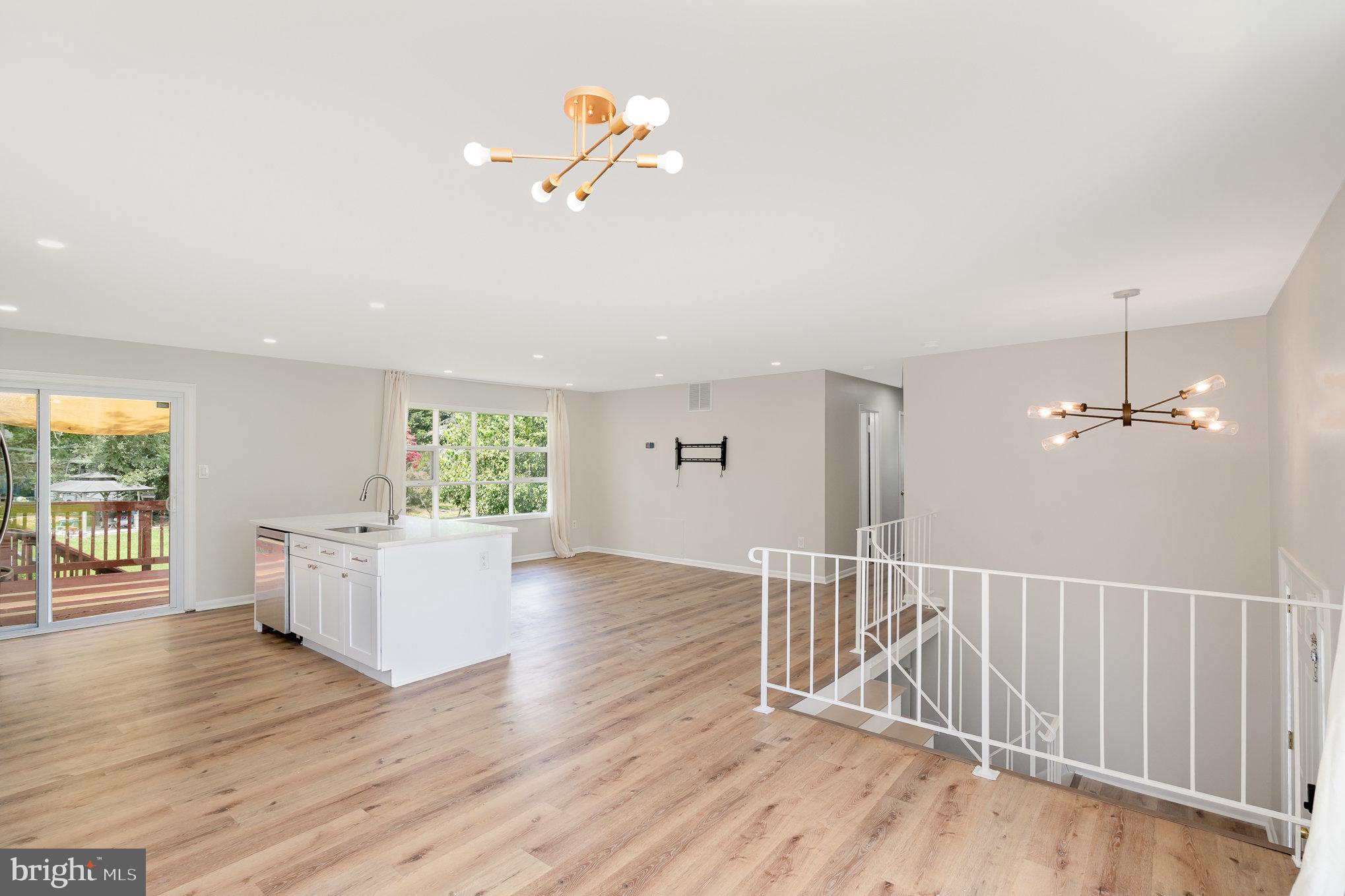 9526 Fort Foote Road Fort Washington, MD 20744 - Photo 9 of 31
