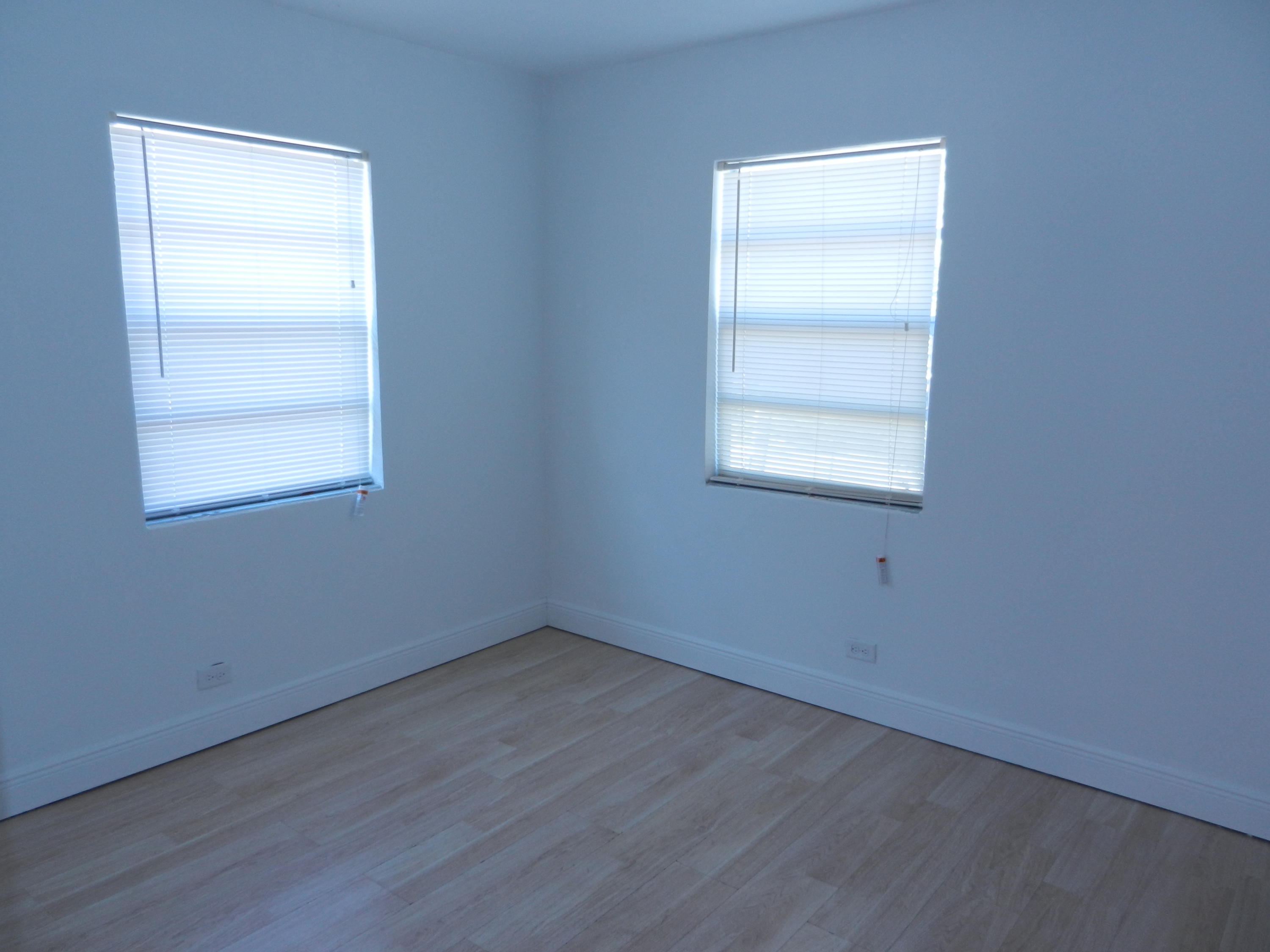 3740 Avenue South Riviera Beach, FL 33404 - Photo 7 of 11 DSCN8728