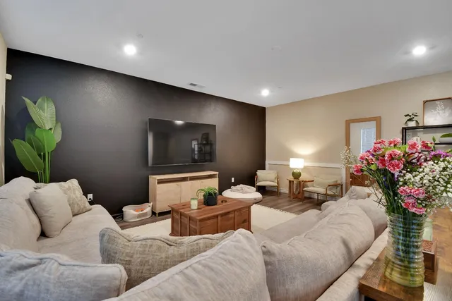 $569,900 | 2032 Gatlin Court, Plumas Lake, CA 95961