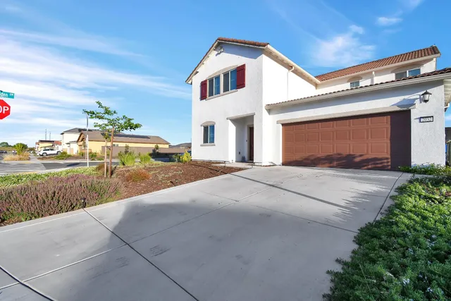 $569,900 | 2032 Gatlin Court, Plumas Lake, CA 95961