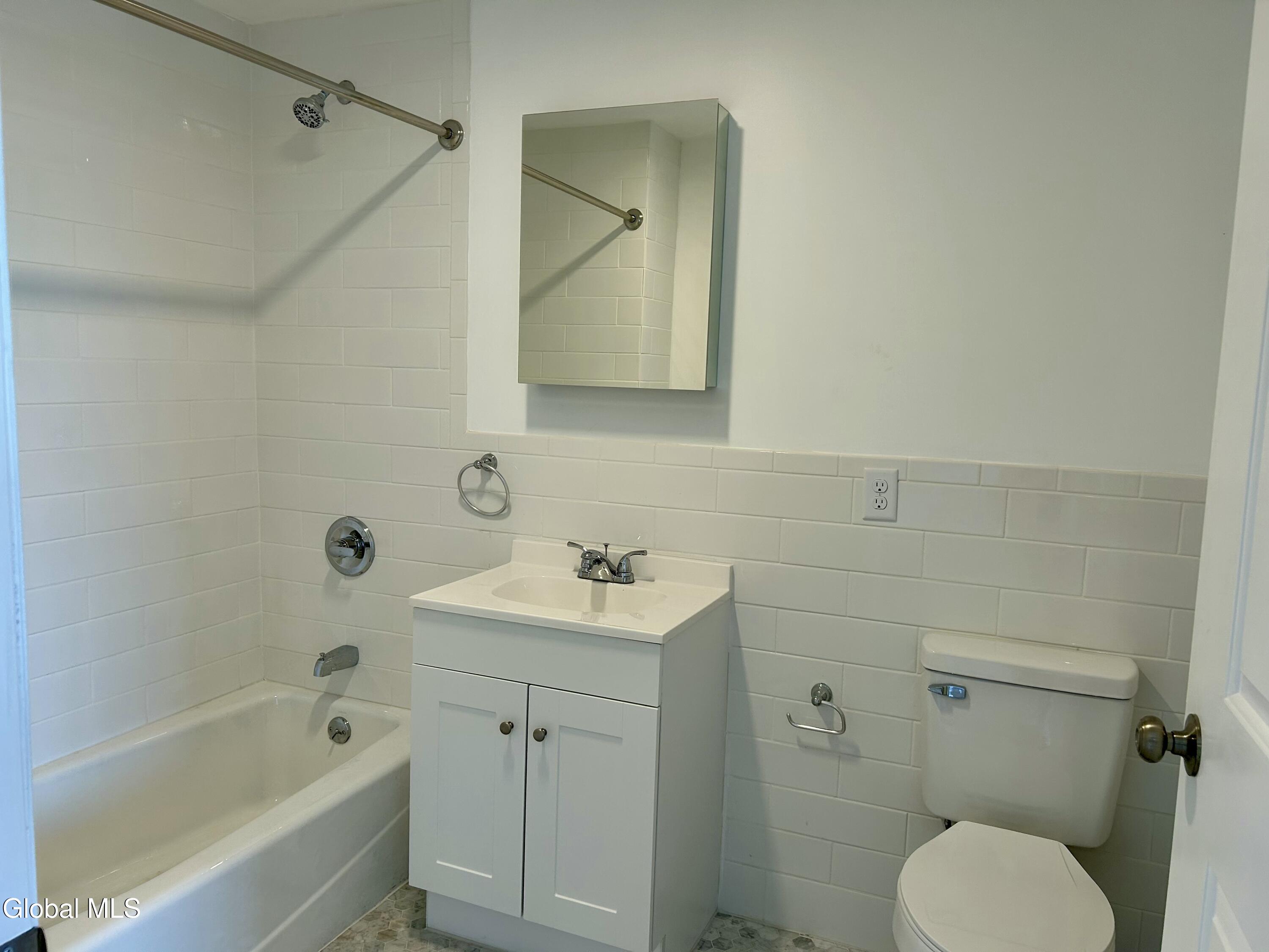 155 River Street, Unit 3A Troy, NY 12180 - Photo 12 of 27 2A