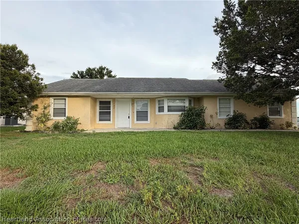 $1,700 | 123 Friendly Circle, Sebring, FL 33876