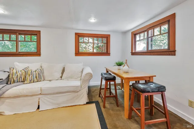 $458,000 | 173 Redwood Avenue, Camp Meeker, CA 95419