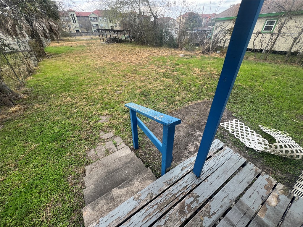 5564 Hampshire Road Corpus Christi, TX 78408 - Photo 7 of 7 a view of an outdoor space