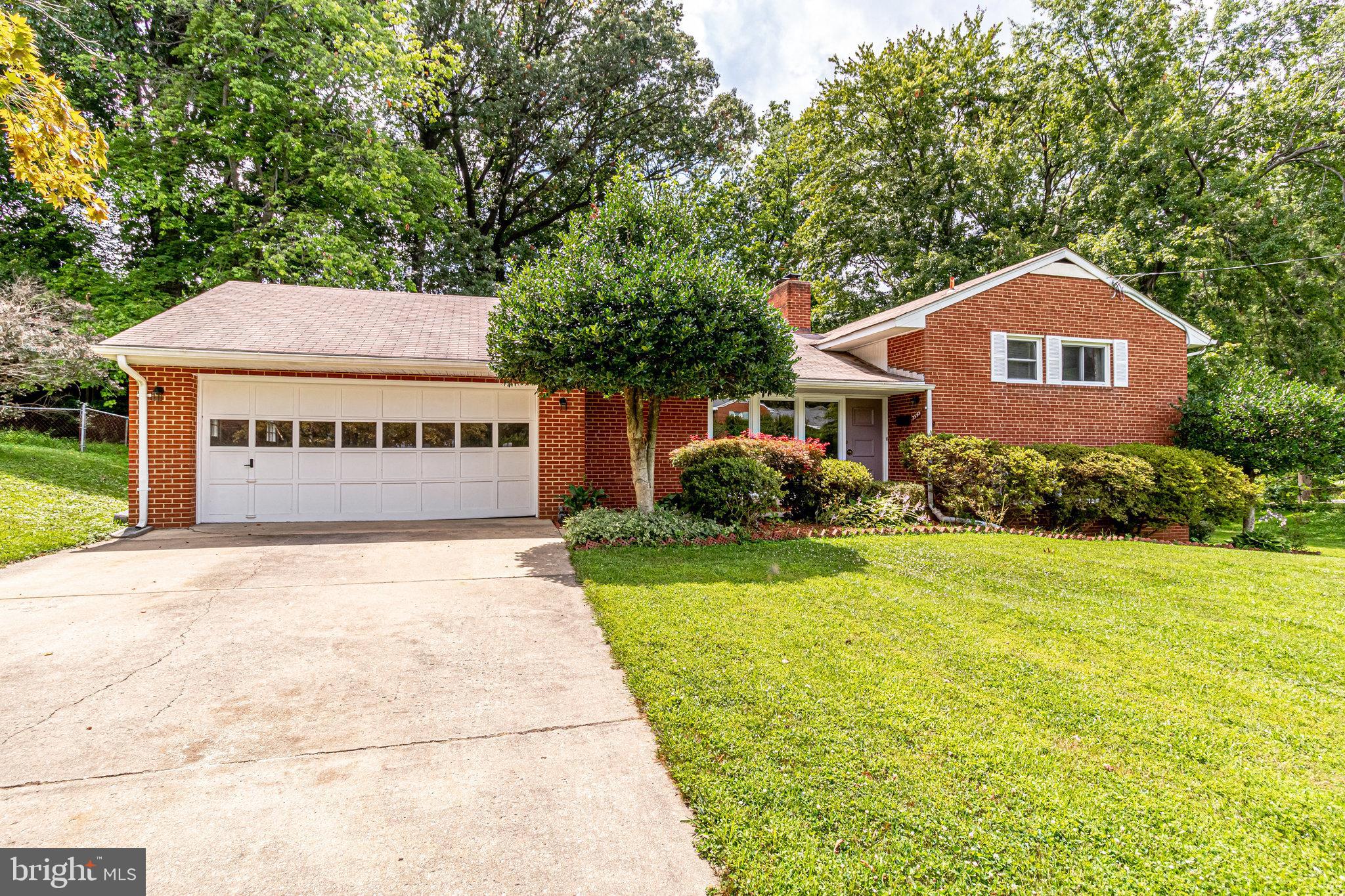 7545 Axton Street Springfield, VA 22151 - Photo 2 of 66 Gallery Image 2