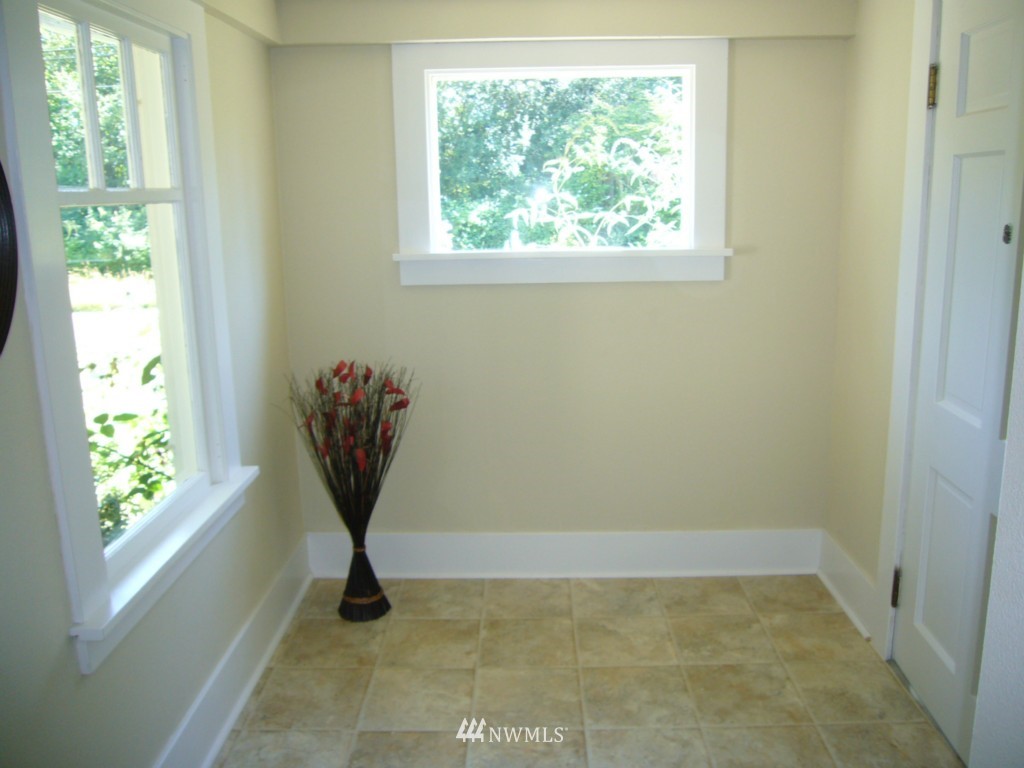 2610 McLeod Road Bellingham, WA 98225 - Photo 3 of 23 Gallery Image 3