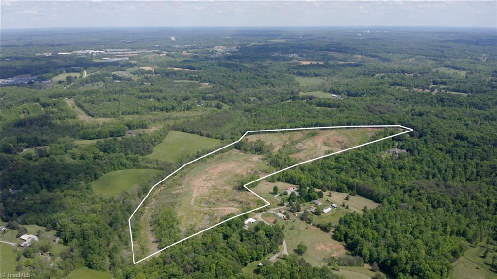 2833 Griffin Road Rural Hall, NC 27045 - Photo 8 of 33
