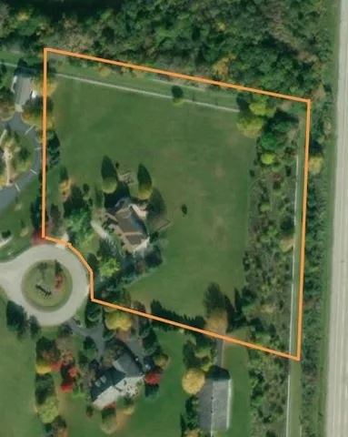 $1,050,000 | 36625 North Kimberwick Lane, Wadsworth, IL 60083