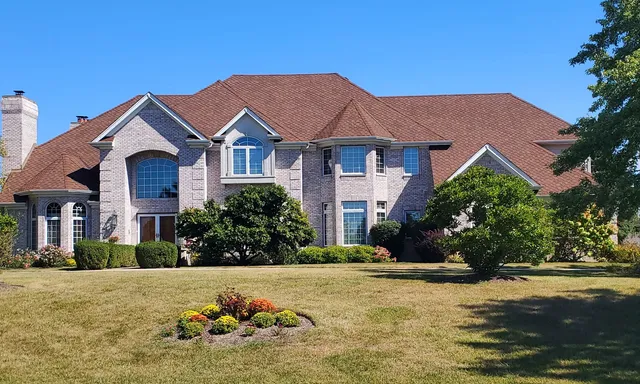 $1,050,000 | 36625 North Kimberwick Lane, Wadsworth, IL 60083