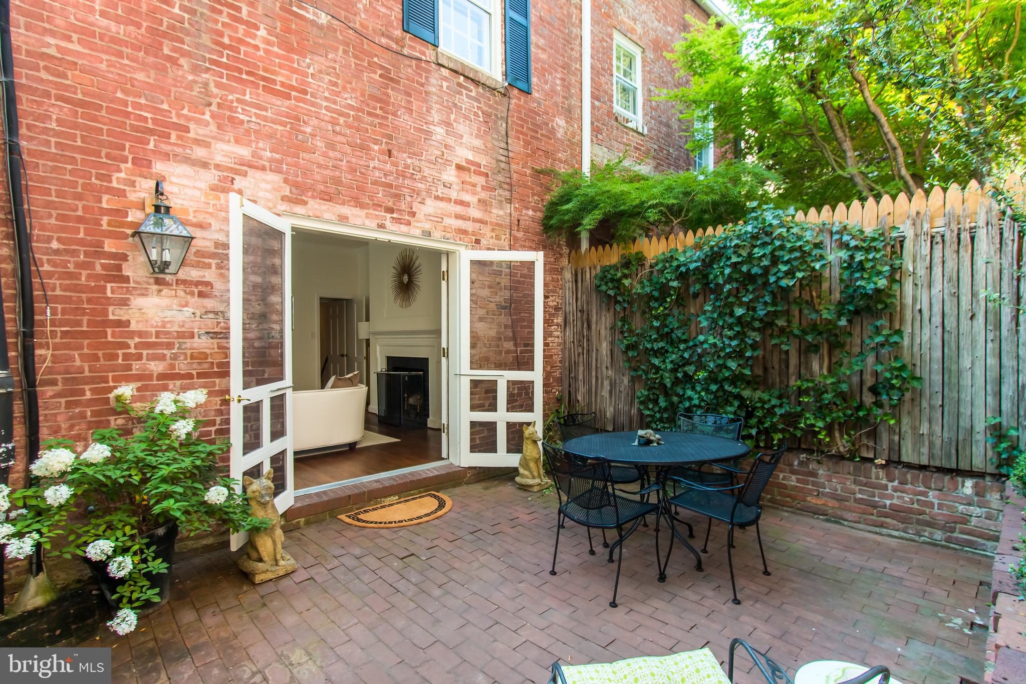 2821 Olive Street Northwest Washington, DC 20007 - Photo 9 of 27 Enchanting Terrace