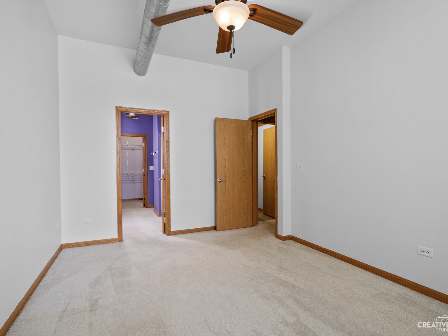 1716 Simms Street Aurora, IL 60504 - Photo 16 of 29 a view of a livingroom with closet