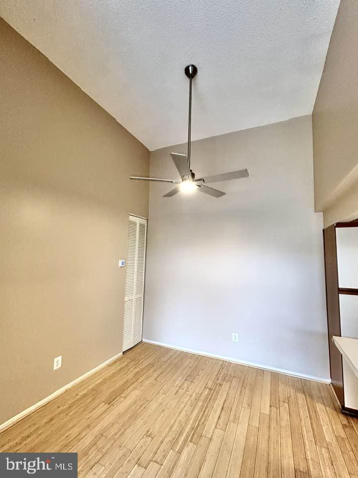 11739 E Summerchase Circle Reston, VA 20194 - Photo 4 of 10