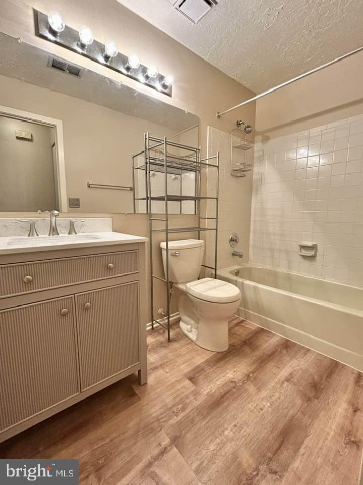 11739 E Summerchase Circle Reston, VA 20194 - Photo 10 of 10