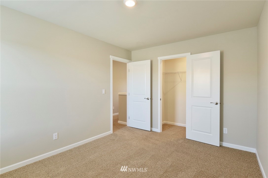 198 Russell Road Bremerton, WA 98312 - Photo 16 of 19 Gallery Image 16