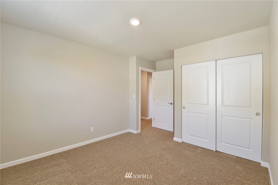 198 Russell Road Bremerton, WA 98312 - Photo 18 of 19 Gallery Image 18