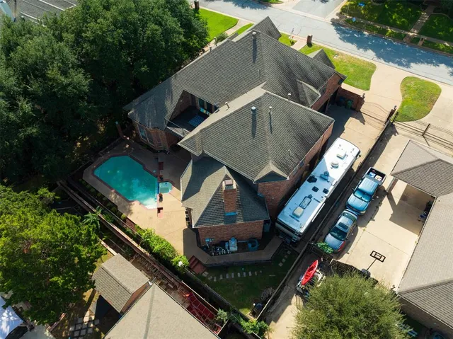 $815,000 | 5205 Vicksburg Drive, Arlington, TX 76017