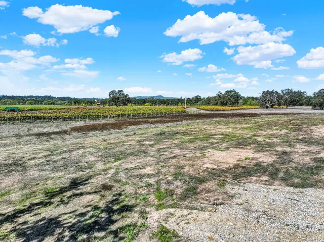a view of outdoor space with city view