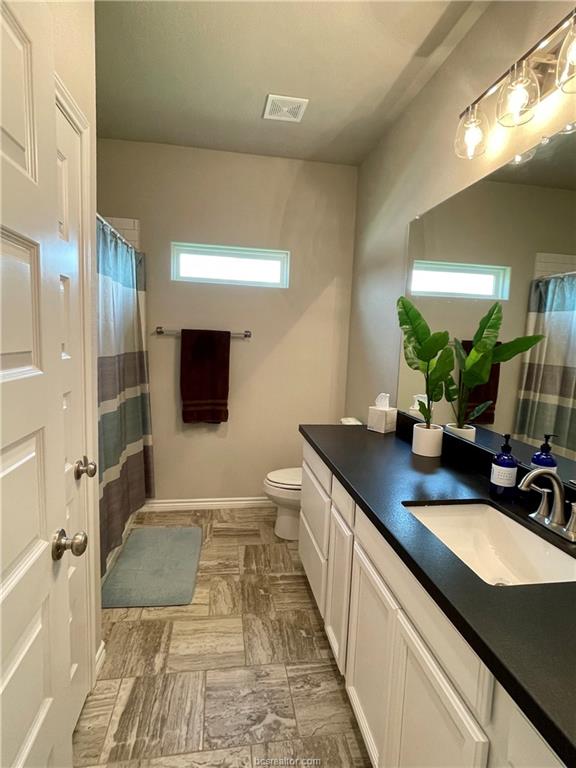 1918 Meridian Court Bryan, TX 77807 - Photo 9 of 17