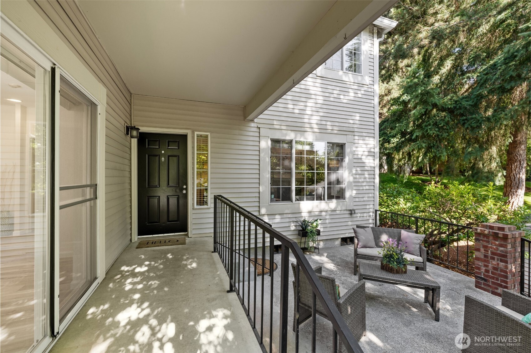 10909 Avondale Road Northeast, Unit H132 Redmond, WA 98052 - Photo 2 of 20 Gallery Image 2