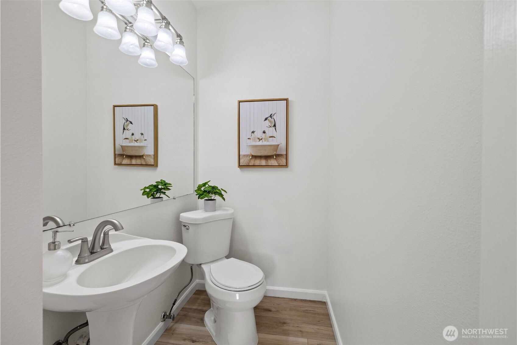 10909 Avondale Road Northeast, Unit H132 Redmond, WA 98052 - Photo 8 of 20 Gallery Image 8
