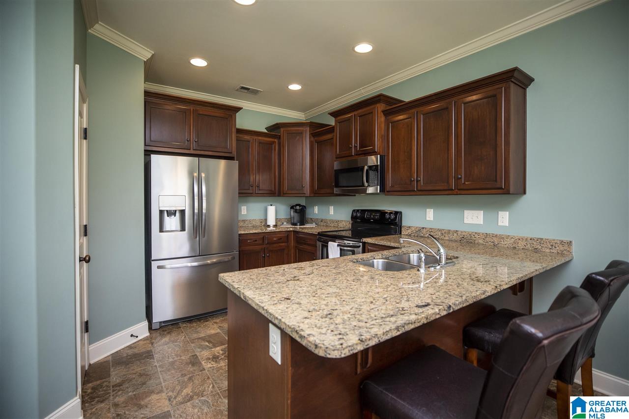112 Sitton Circle Sterrett, AL 35147 - Photo 8 of 28