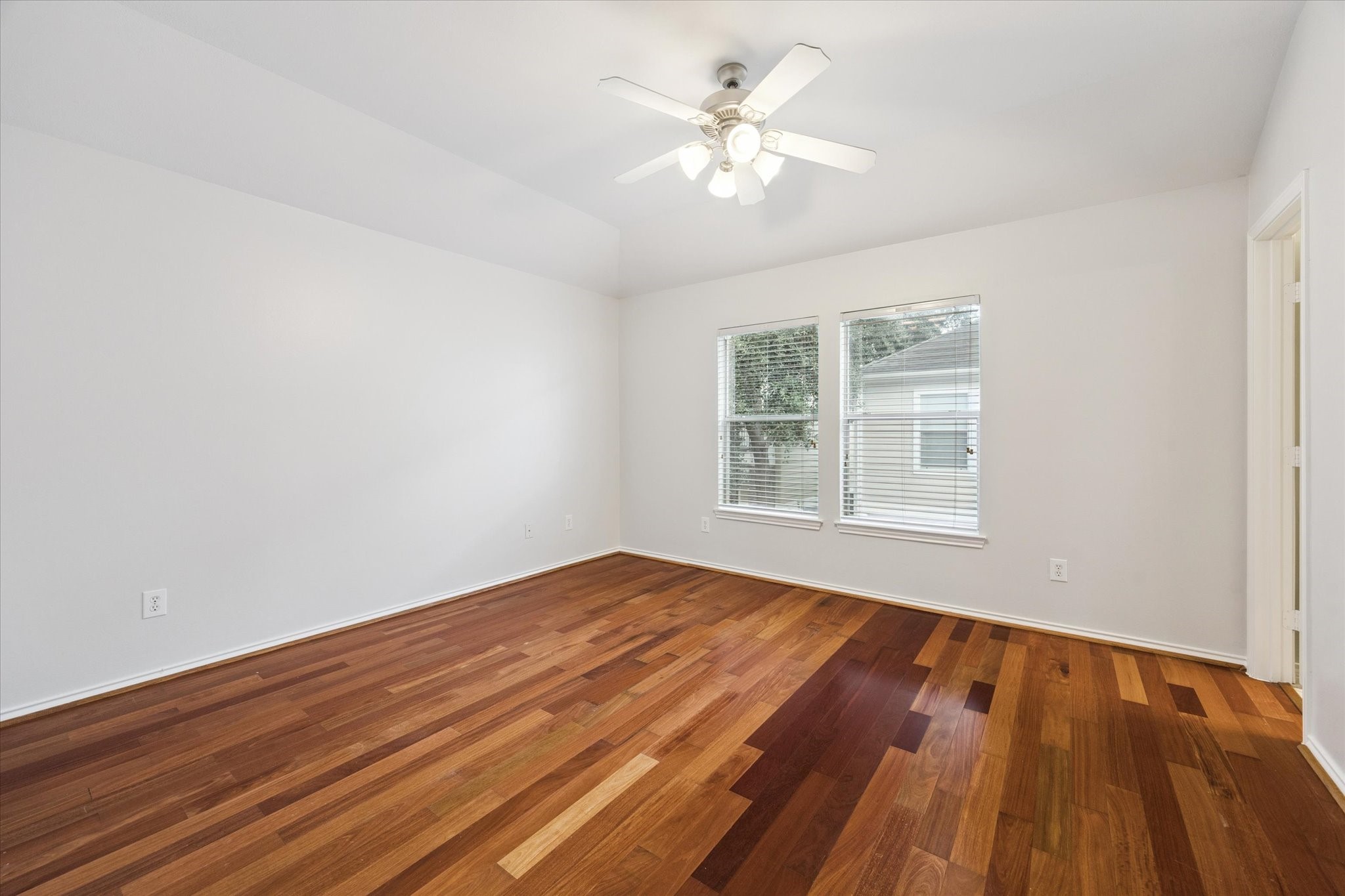 1138 West 25th Street, Unit F Houston, TX 77008 - Photo 17 of 20
