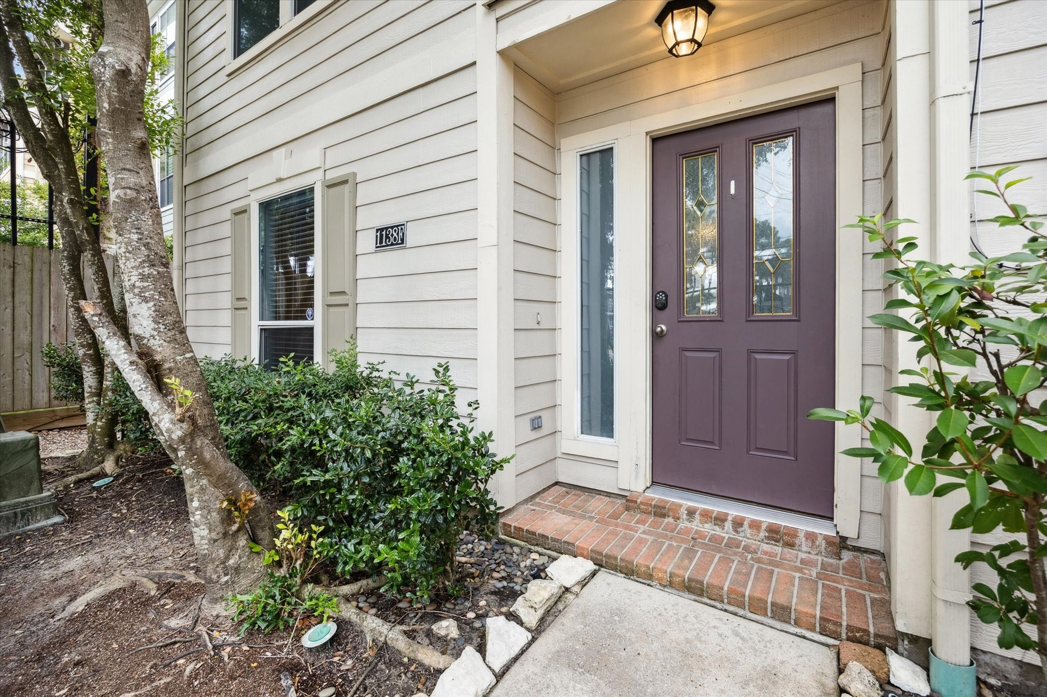 1138 West 25th Street, Unit F Houston, TX 77008 - Photo 3 of 20