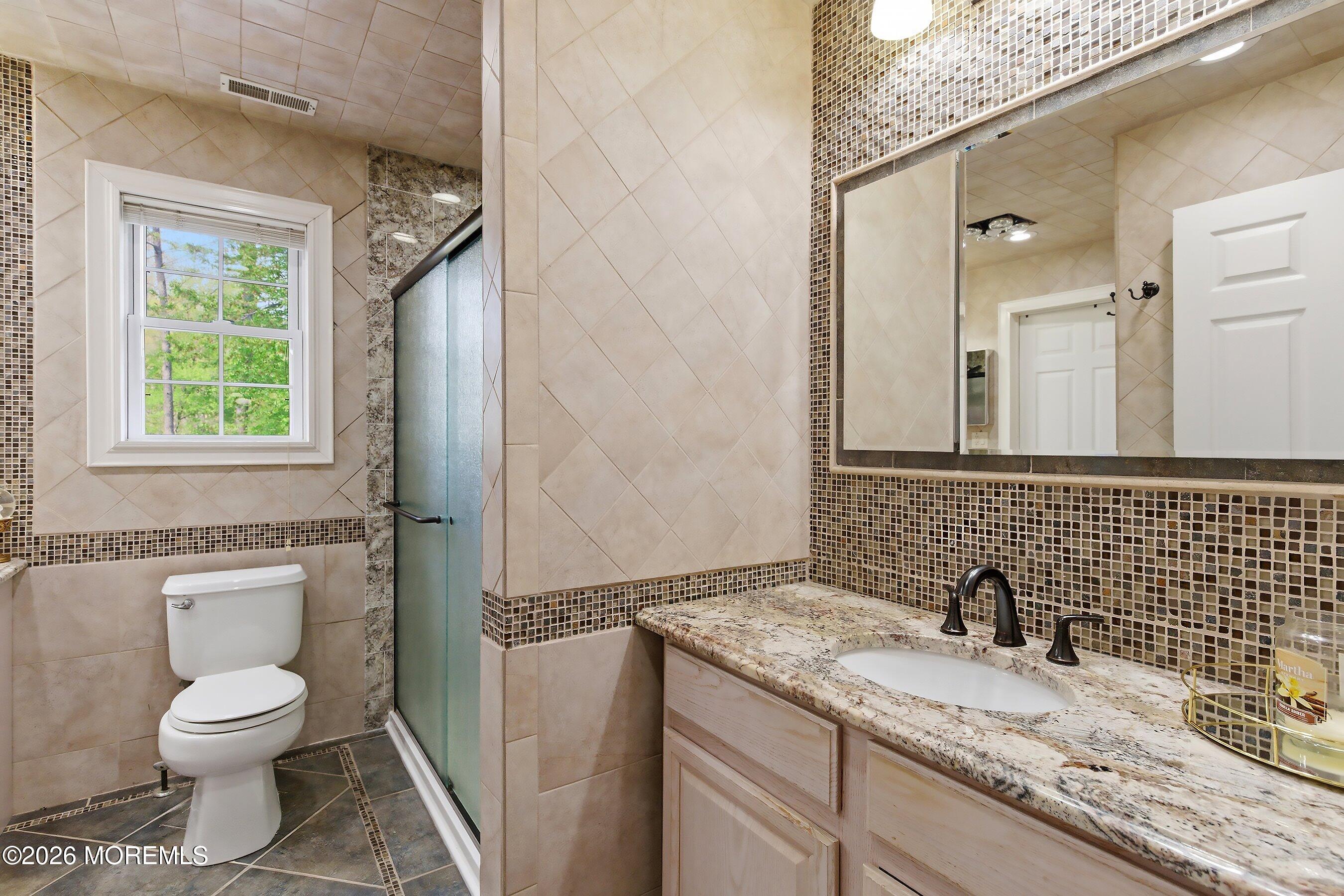 406 Burke Road Jackson, NJ 08527 - Photo 21 of 28 21-Bath 3A