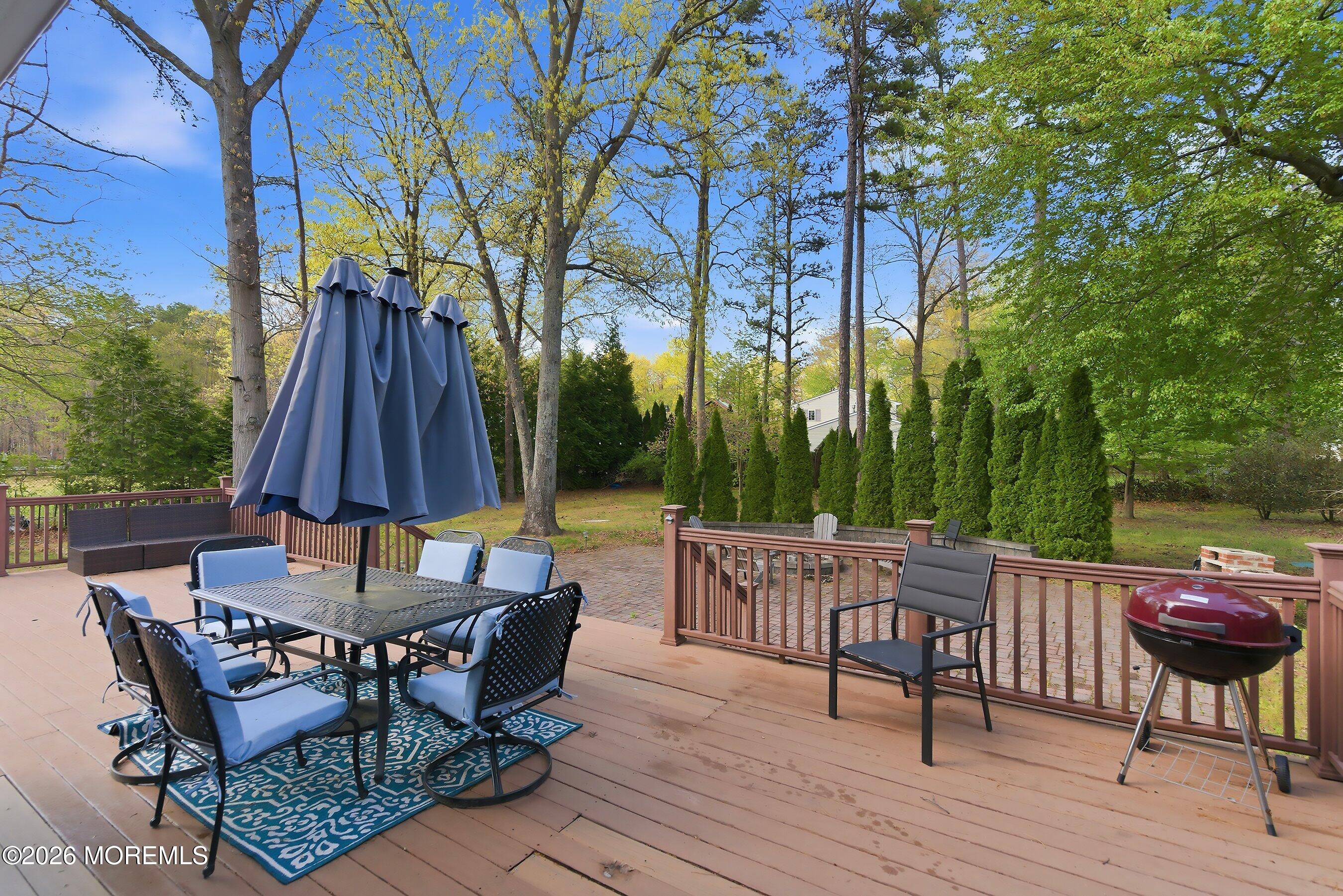 406 Burke Road Jackson, NJ 08527 - Photo 26 of 28 26-Deck