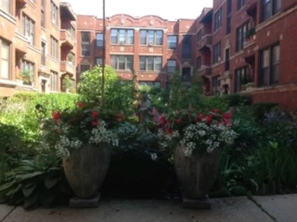 $2,500 | 1134 West Pratt Boulevard, Unit 3W, Chicago, IL 60626