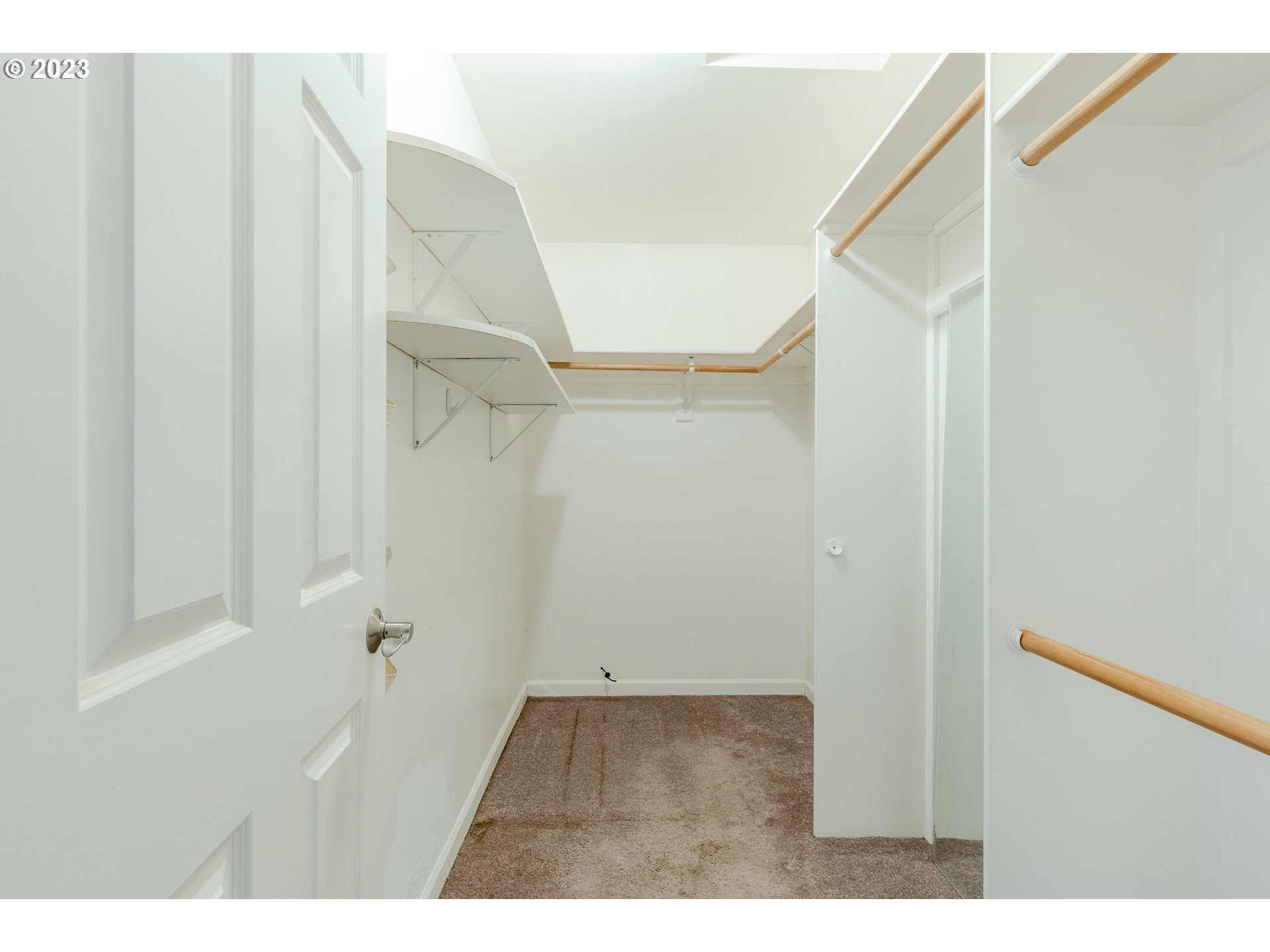968 S Street Springfield, OR 97477 - Photo 22 of 42 a view of an empty room