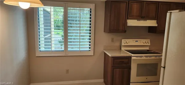 $2,200 | 221 Fox Glen Drive, Unit 2207, Naples, FL 34104