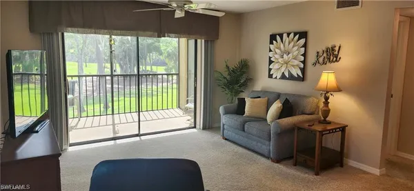 $2,200 | 221 Fox Glen Drive, Unit 2207, Naples, FL 34104