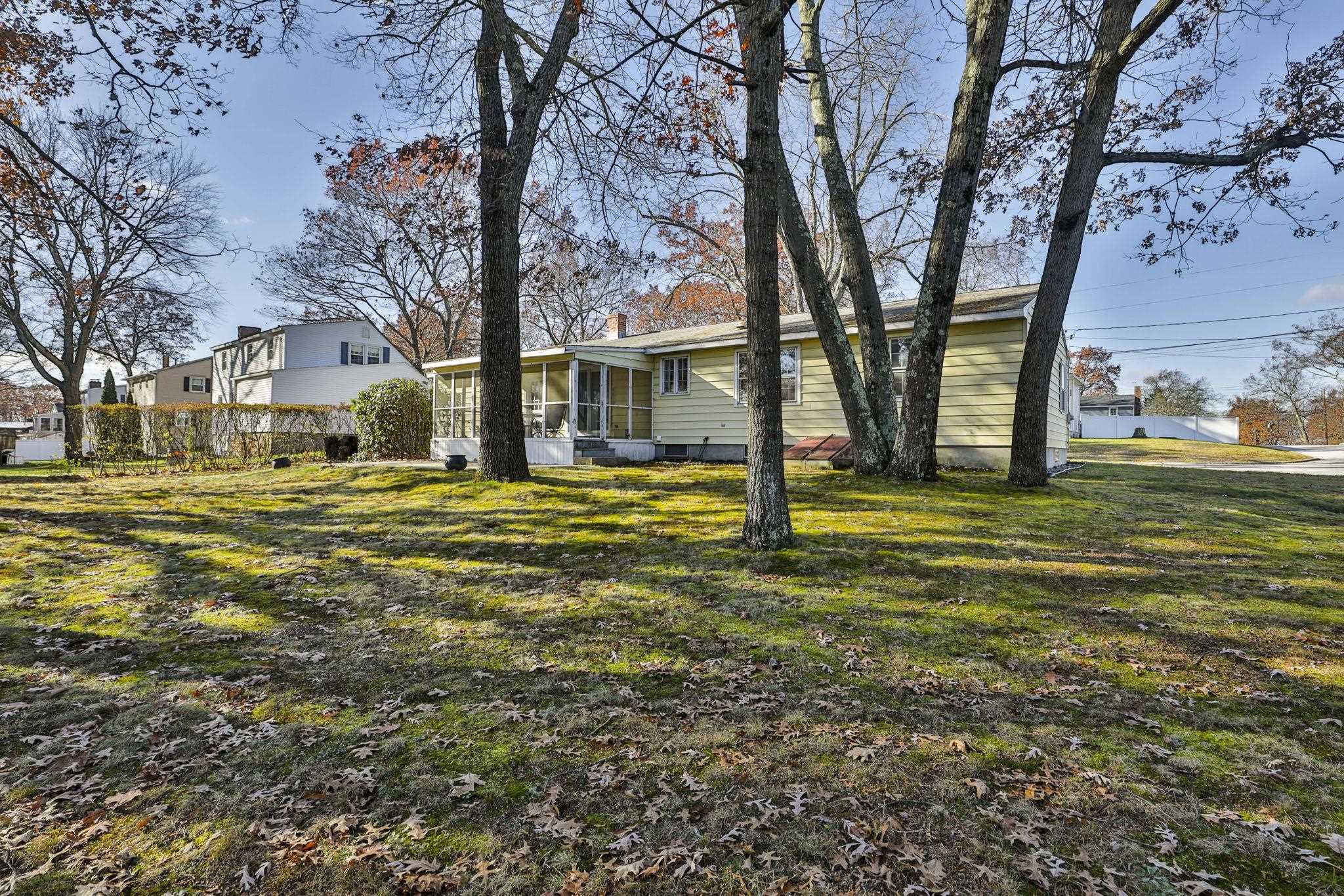2 Hulme Street Manchester, NH 03109 - Photo 18 of 30