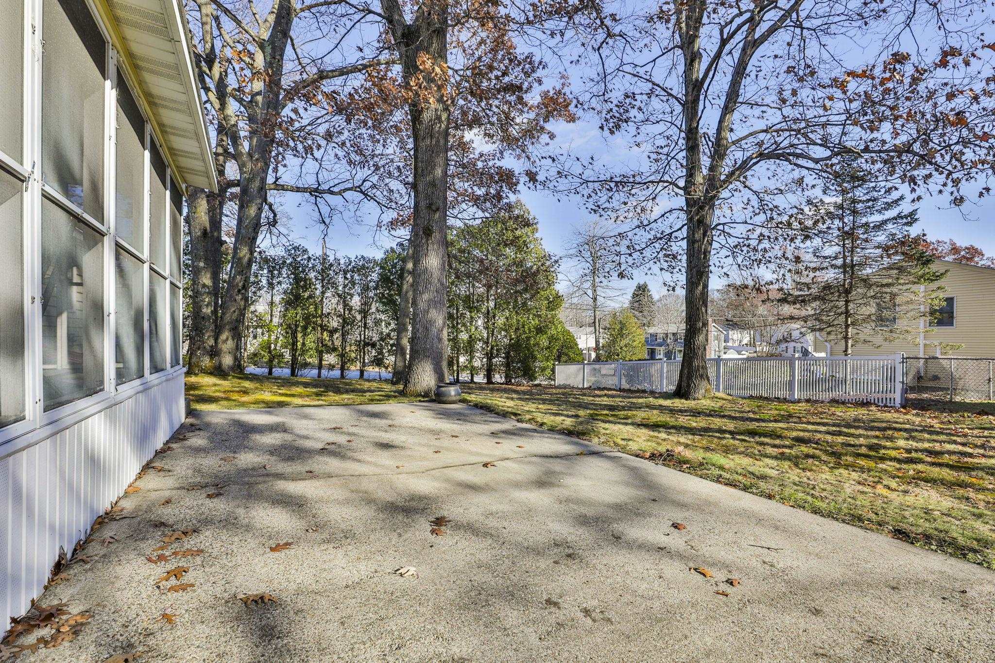 2 Hulme Street Manchester, NH 03109 - Photo 21 of 30