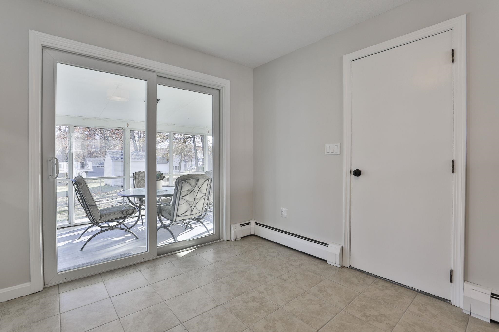 2 Hulme Street Manchester, NH 03109 - Photo 3 of 30