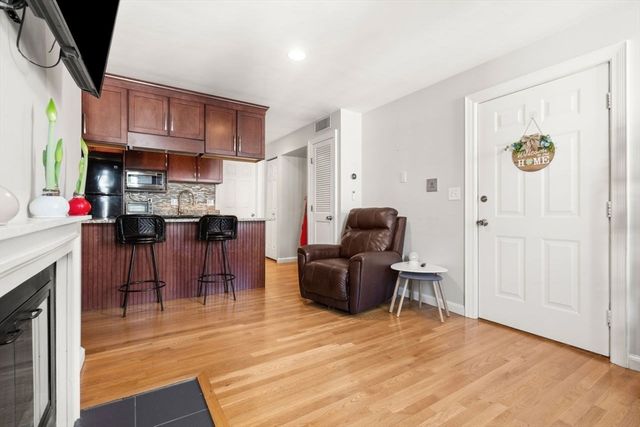 $550,000 | 771 East 5th Street, Unit 3, Boston, MA 02127
