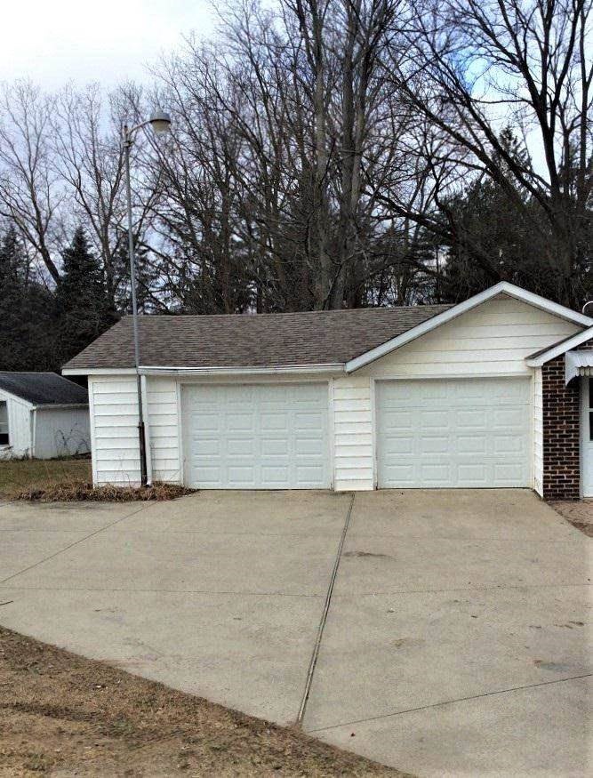 309 North Seymour Road Flushing, MI 48433 - Photo 13 of 19 21529842-12.JPG