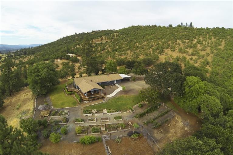 11900 Agate Road Eagle Point, OR 97524 - Photo 5 of 35 Additional Photo
