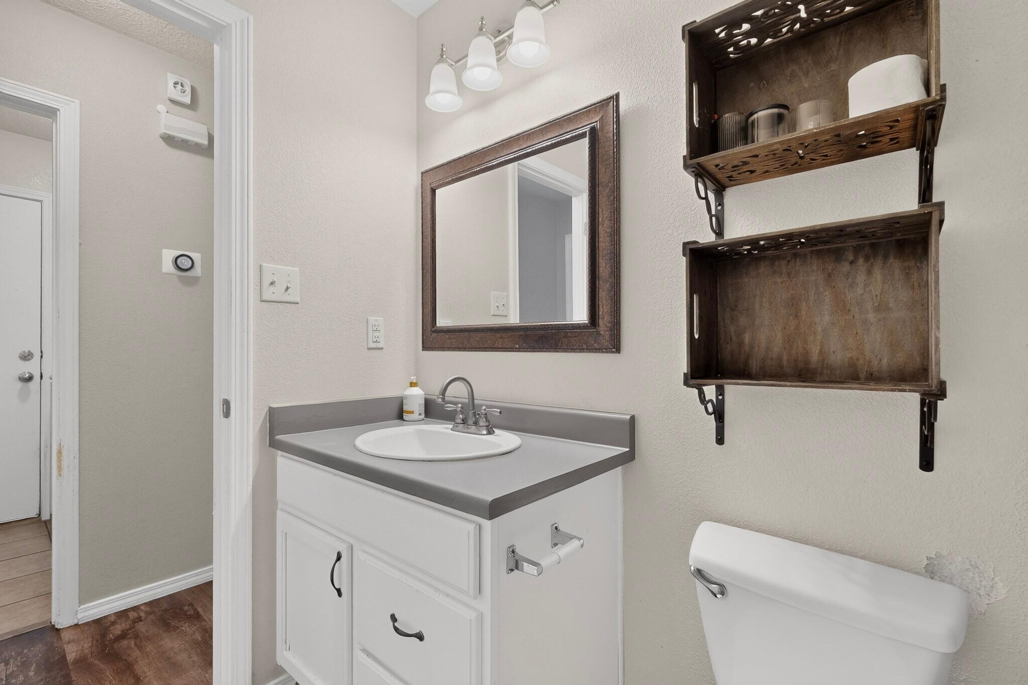 10716 Beaker Road Southwest Albuquerque, NM 87121 - Photo 8 of 37 Gallery Image 8