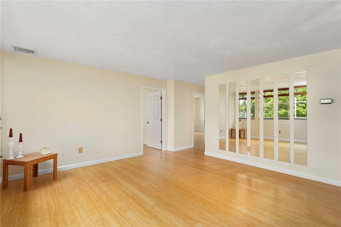 3524 West Shore Road, Unit 301 Warwick, RI 02886 - Photo 13 of 26 Gallery Image 13