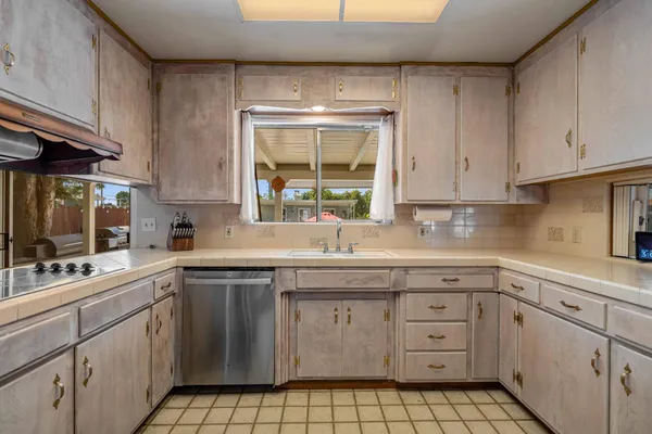 $680,000 | 1409 Payne Avenue, Modesto, CA 95351