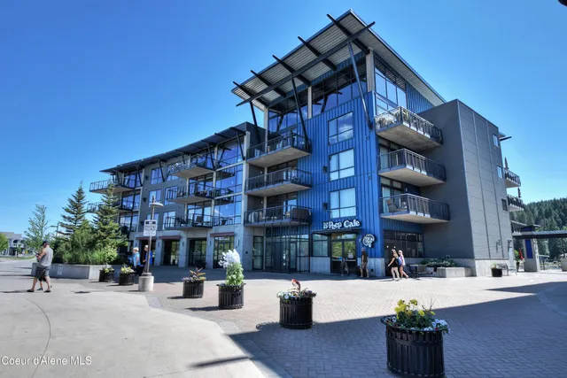 $799,900 | 1884 Bellerive Lane, Unit 415, Coeur D'Alene, ID 83814