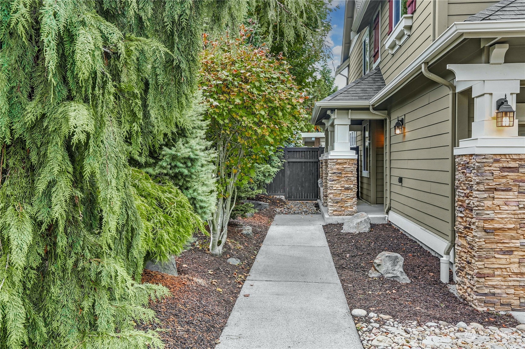 16212 41st Drive Southeast Bothell, WA 98012 - Photo 3 of 33