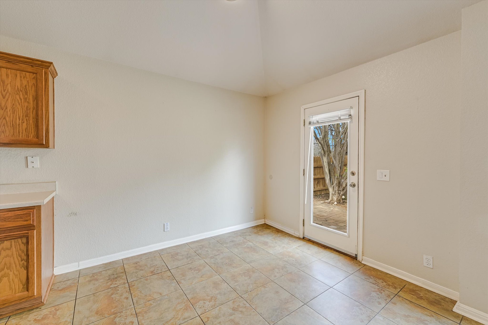 9616 Magna Carta Loop Austin, TX 78754 - Photo 18 of 28 an empty room with windows